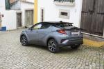 Toyota C-HR Hybrid 2019 года (WW)